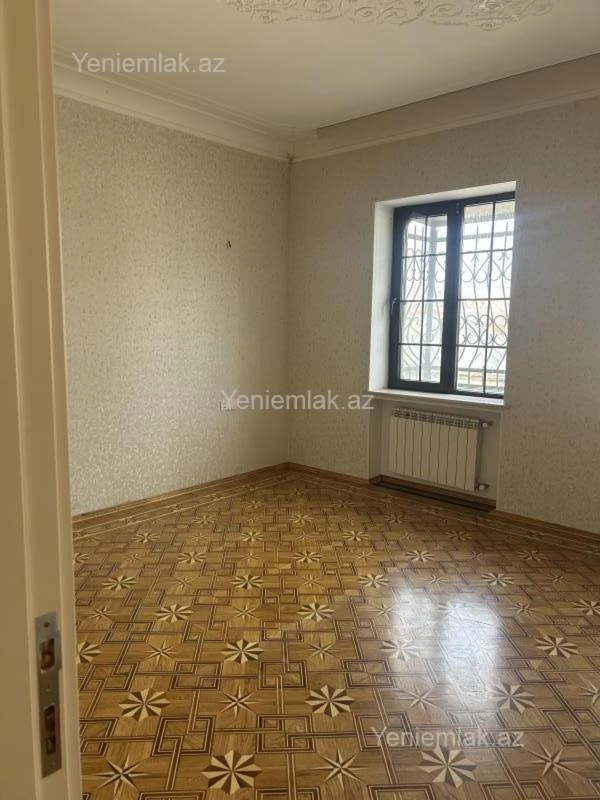 Satılır 6 otaqlı həyət evi 240 m²