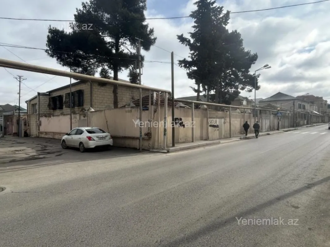 Satılır 6 otaqlı həyət evi 240 m²