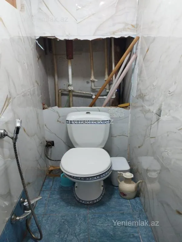 Satılır 3 otaqlı köhnə tikili 80 m²