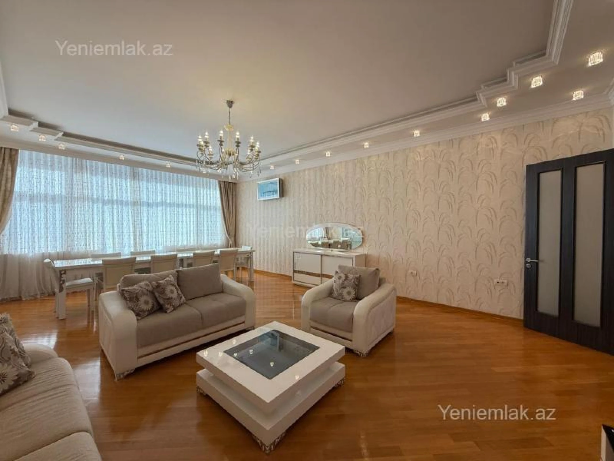 Satılır 4 otaqlı yeni tikili 211 m²