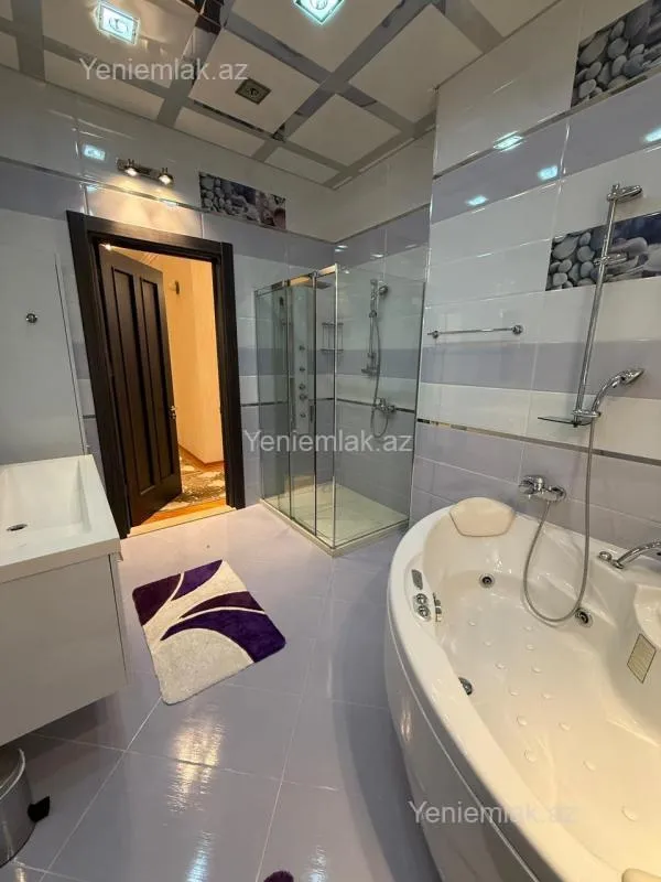 Satılır 4 otaqlı yeni tikili 211 m²