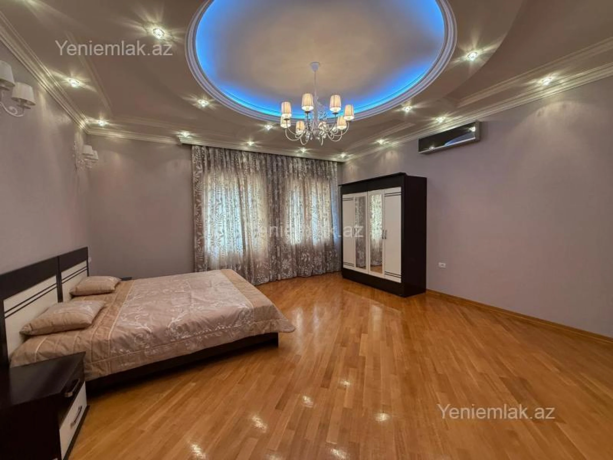 Satılır 4 otaqlı yeni tikili 211 m²