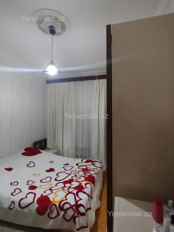 Satılır 2 otaqlı yeni tikili 64 m²