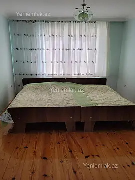 Satılır 5 otaqlı həyət evi 180 m²