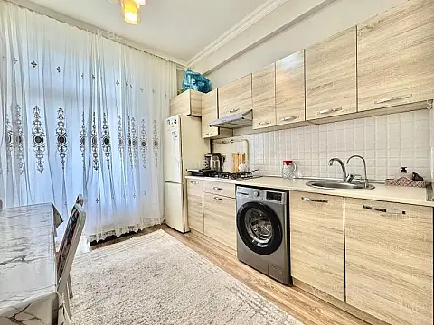 Satılır 3 otaqlı yeni tikili 75 m²