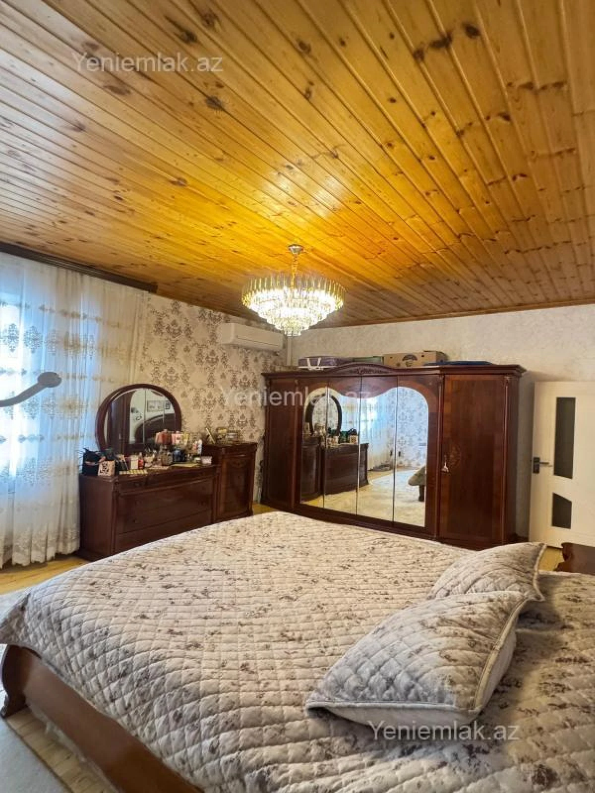 Satılır 4 otaqlı həyət evi 160 m²