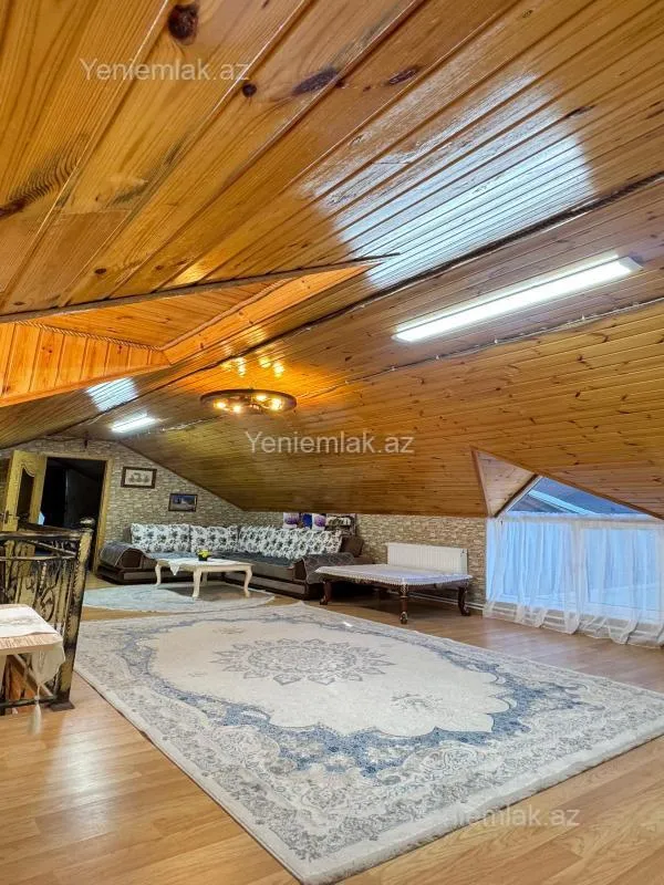 Satılır 4 otaqlı həyət evi 160 m²
