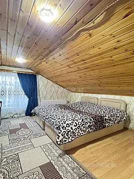 Satılır 4 otaqlı həyət evi 160 m²