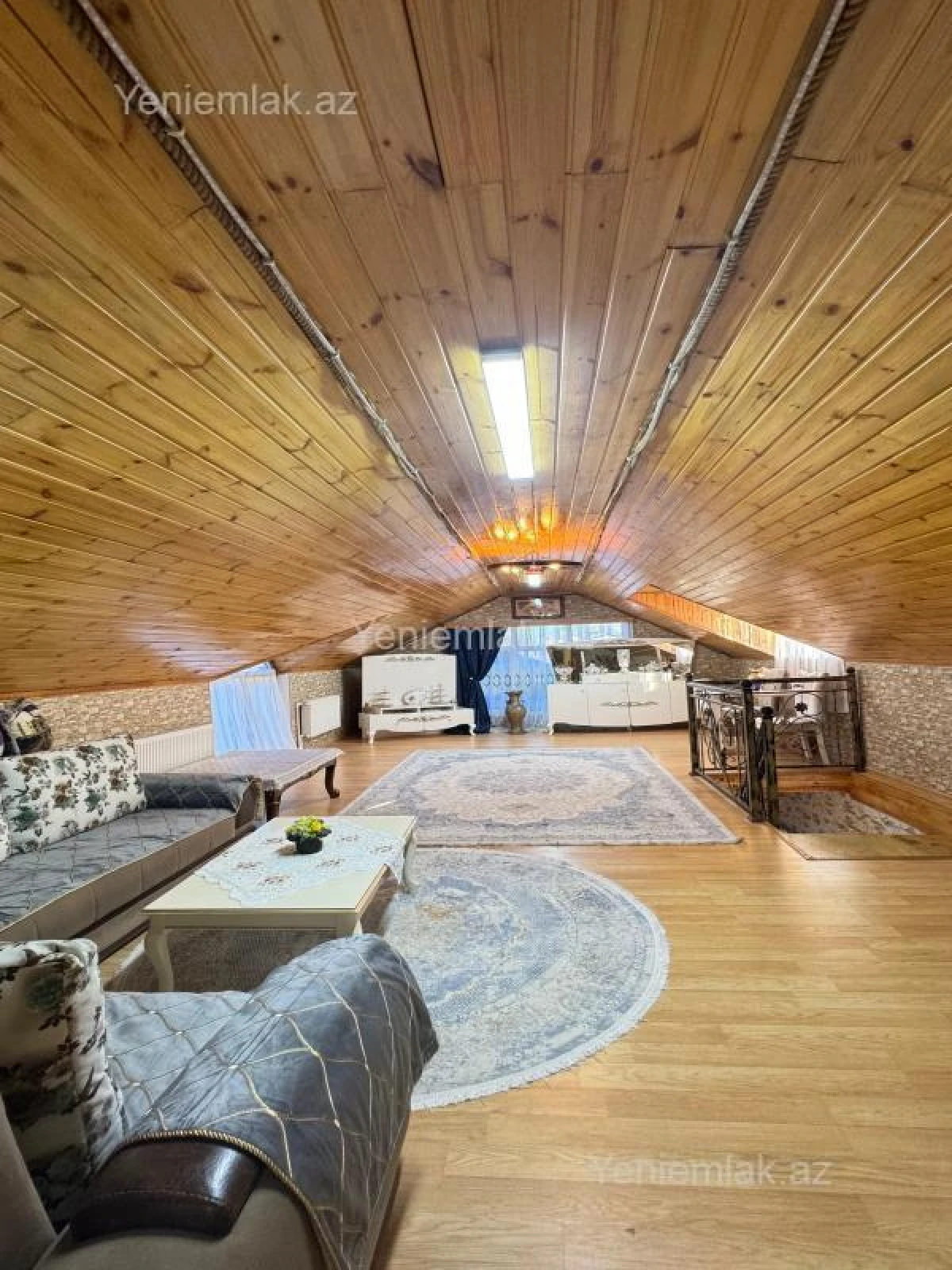 Satılır 4 otaqlı həyət evi 160 m²