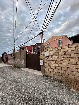 Satılır 4 otaqlı həyət evi 100 m²