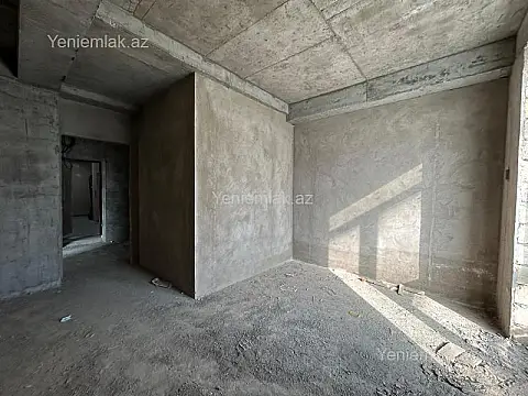 Satılır 4 otaqlı yeni tikili 200 m²