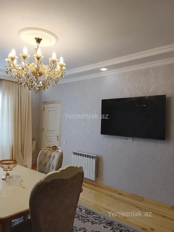 Satılır 4 otaqlı həyət evi 130 m²