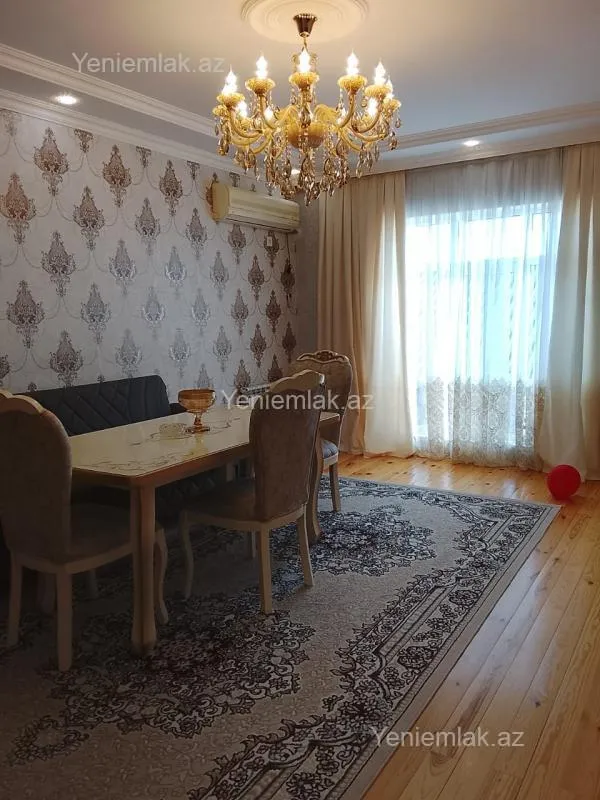 Satılır 4 otaqlı həyət evi 130 m²