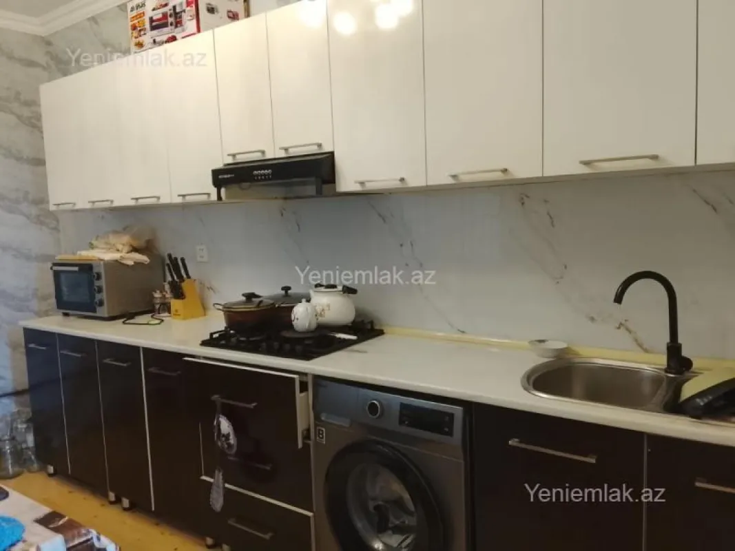 Satılır 4 otaqlı həyət evi 130 m²