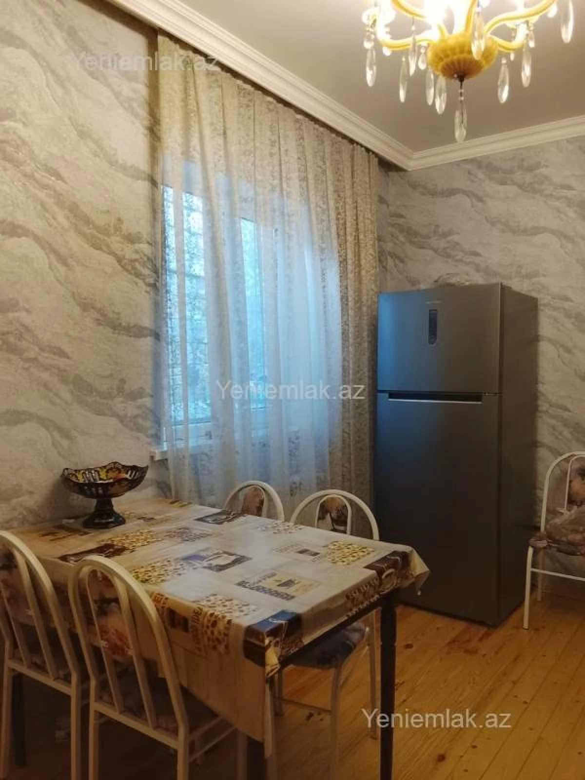 Satılır 4 otaqlı həyət evi 130 m²