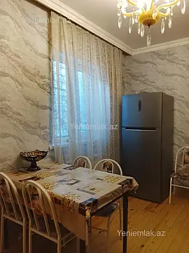 Satılır 4 otaqlı həyət evi 130 m²