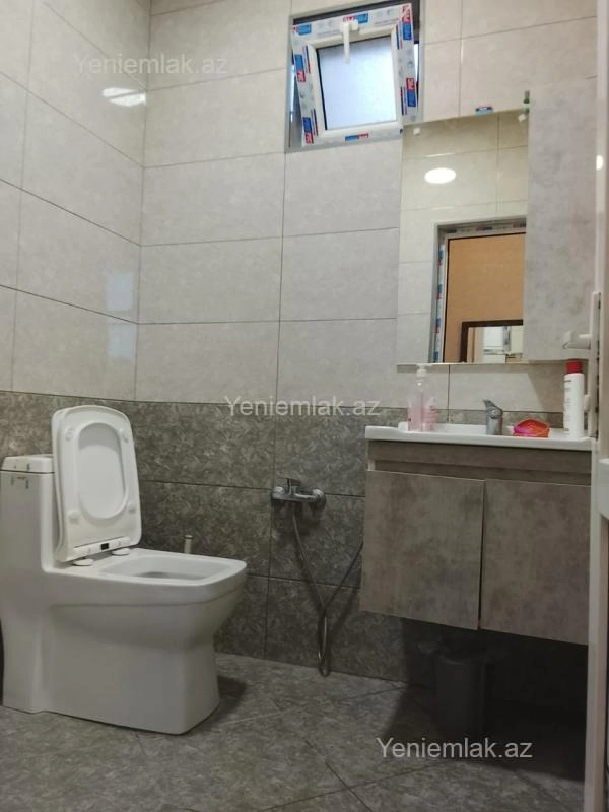 Satılır 4 otaqlı həyət evi 130 m²