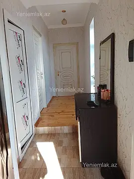 Satılır 4 otaqlı həyət evi 130 m²