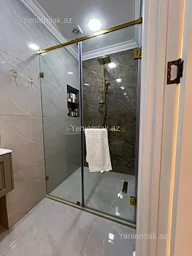 Satılır 3 otaqlı yeni tikili 125 m²