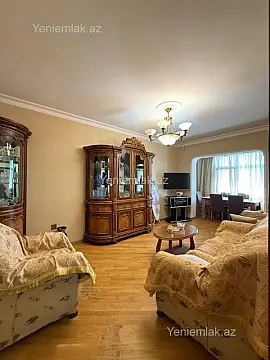 Satılır 4 otaqlı köhnə tikili 100 m² — Bakı, Xətai 4 otaq 100.00 m²