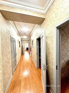 Satılır 3 otaqlı yeni tikili 145 m²