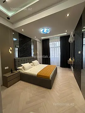 Satılır 3 otaqlı yeni tikili 125 m²