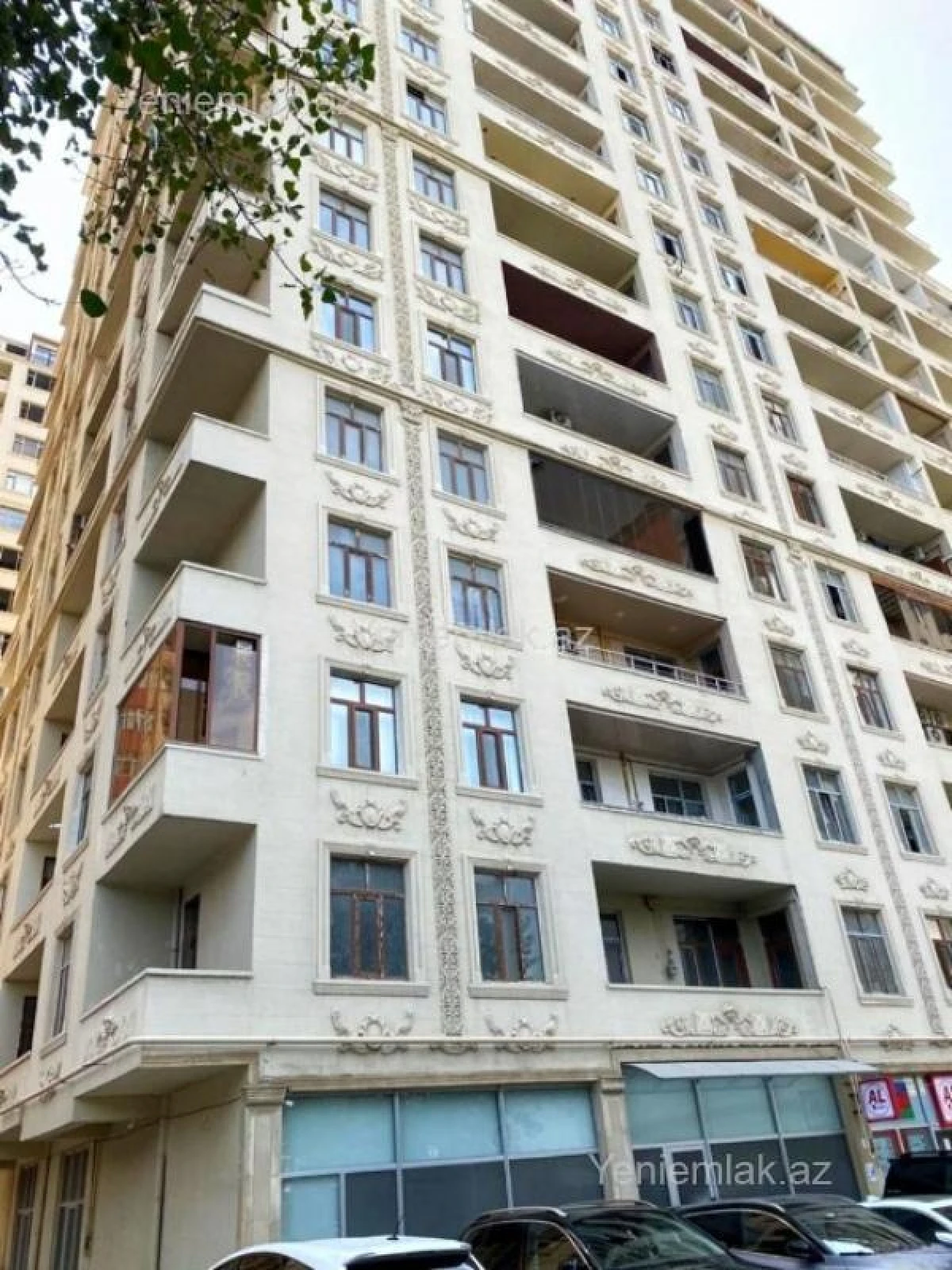 Satılır 3 otaqlı yeni tikili 120 m²