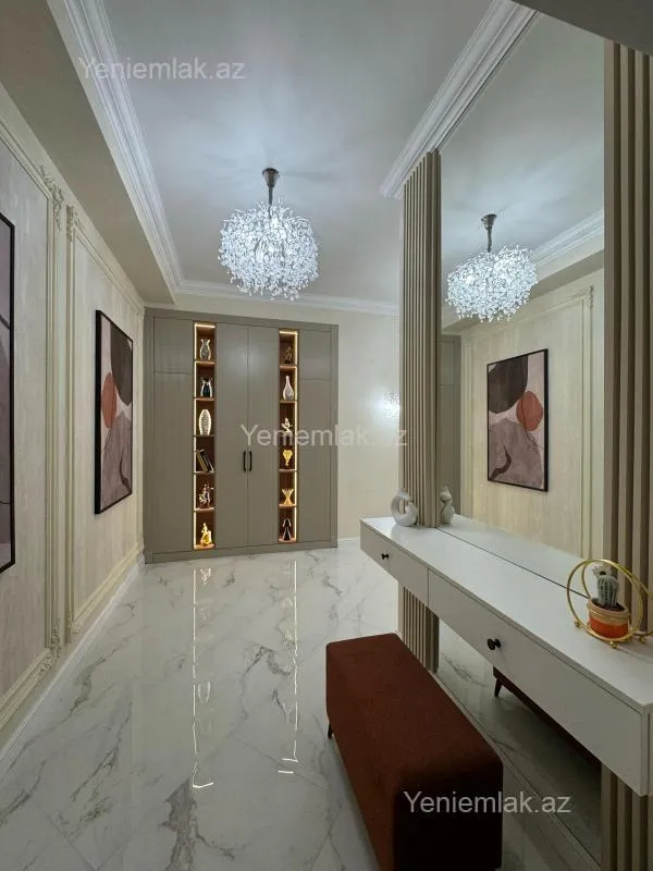 Satılır 3 otaqlı yeni tikili 120 m²