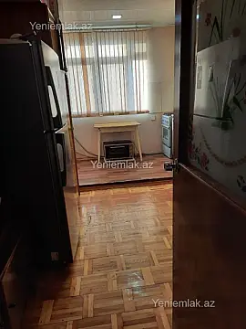 Satılır 3 otaqlı köhnə tikili 55 m²