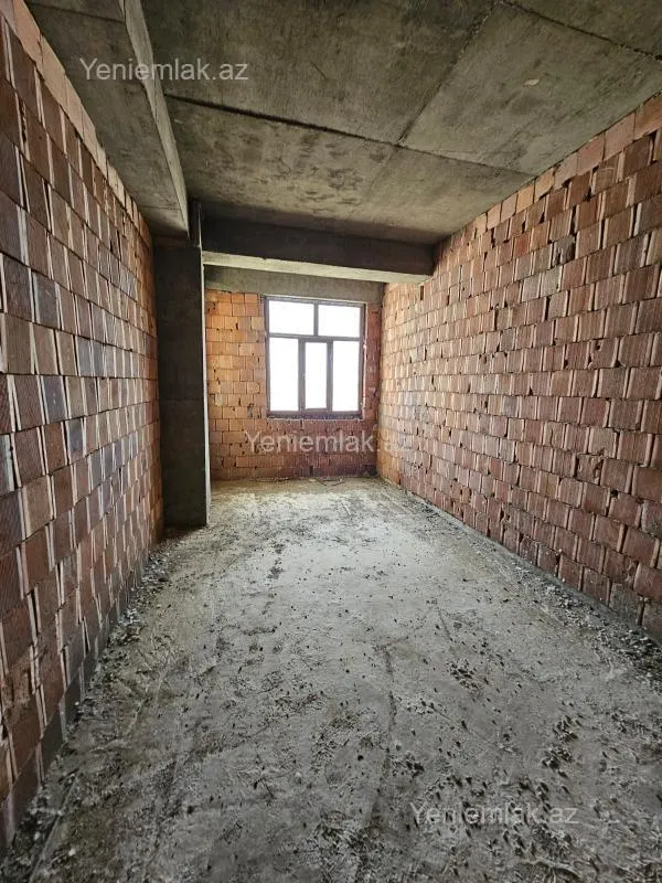 Satılır 3 otaqlı yeni tikili 90 m²