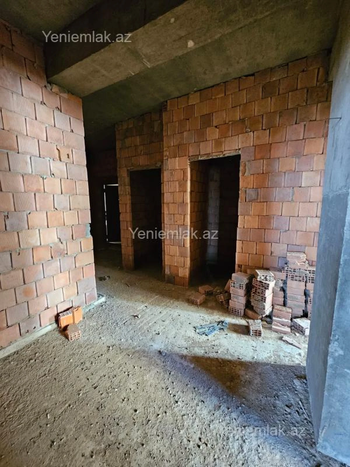 Satılır 3 otaqlı yeni tikili 90 m²