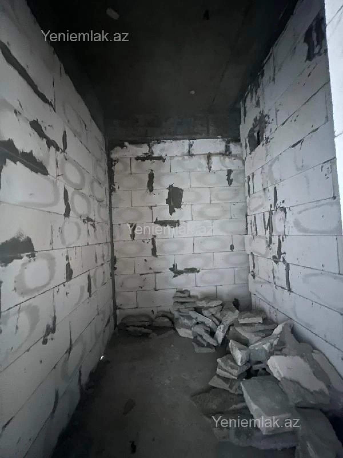 Satılır 4 otaqlı yeni tikili 200 m²