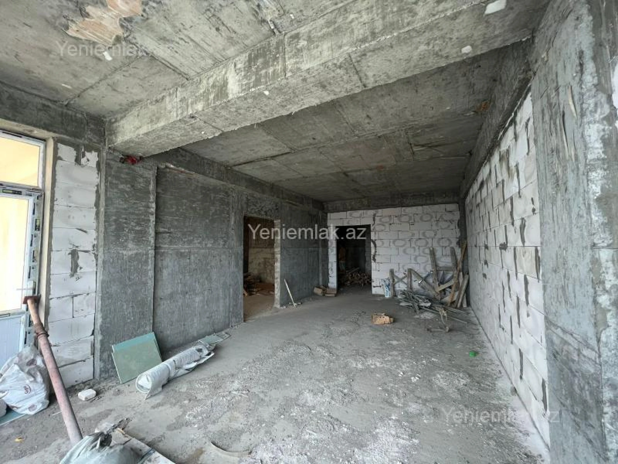 Satılır 4 otaqlı yeni tikili 200 m²