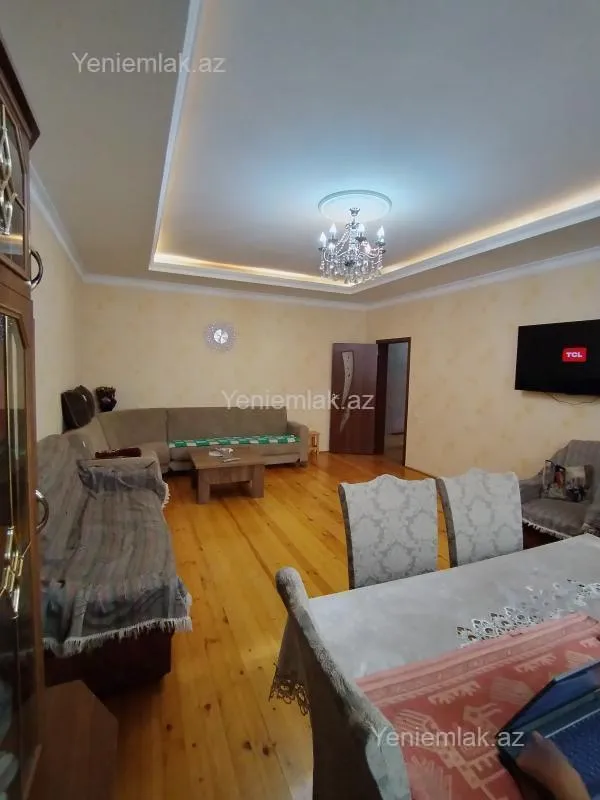 Satılır 4 otaqlı həyət evi 120 m²