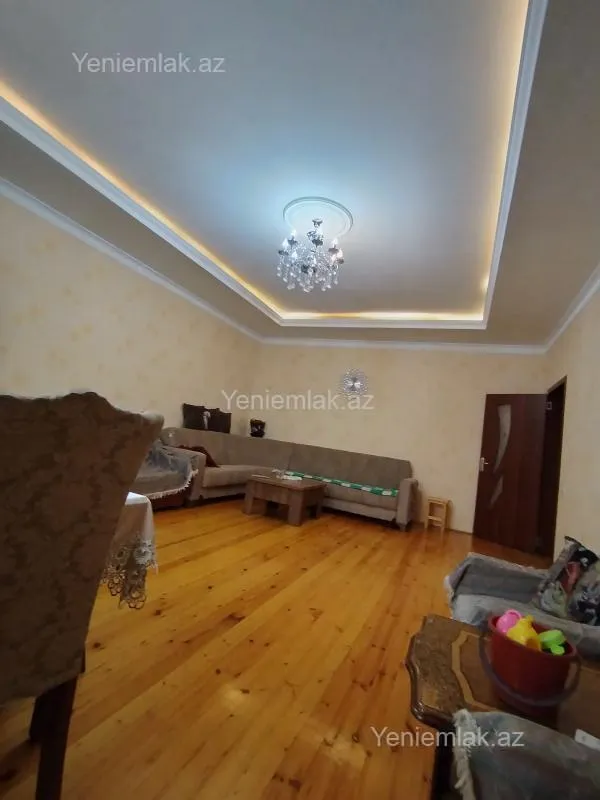 Satılır 4 otaqlı həyət evi 120 m²