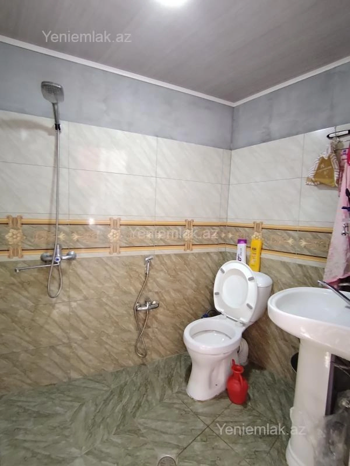 Satılır 4 otaqlı həyət evi 120 m²