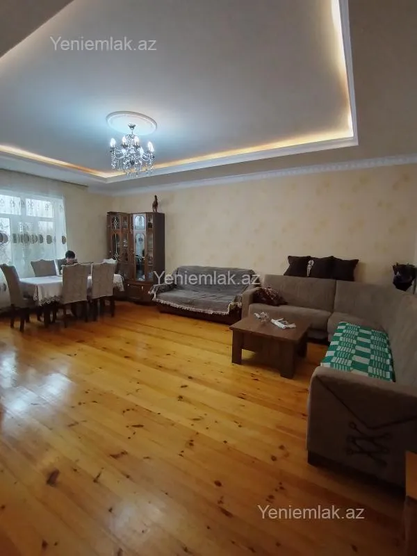 Satılır 4 otaqlı həyət evi 120 m²