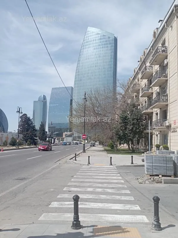 Satılır 1 otaqlı köhnə tikili 30 m²