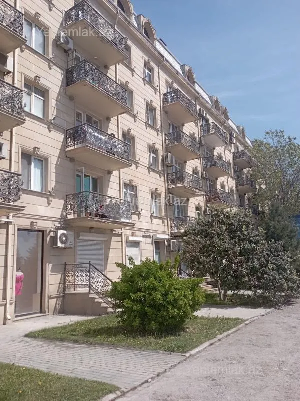 Satılır 1 otaqlı köhnə tikili 30 m²