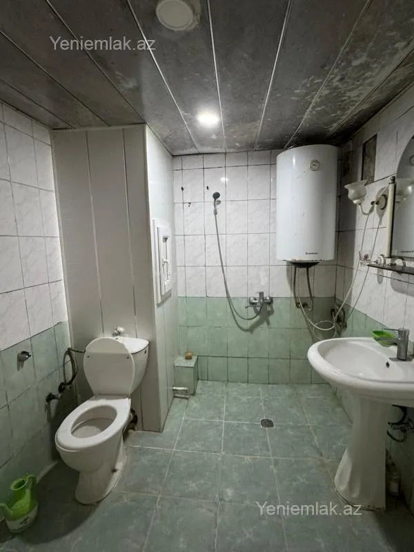 Satılır 3 otaqlı köhnə tikili 80 m²