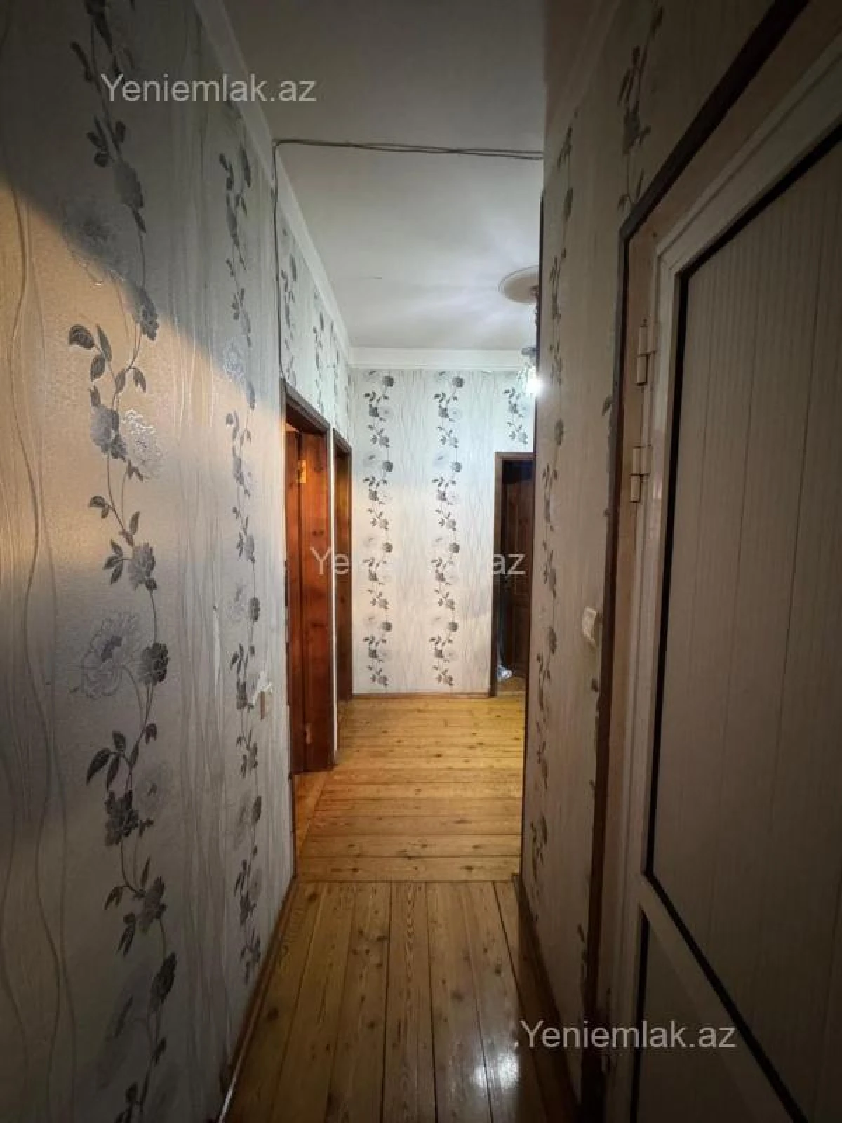 Satılır 3 otaqlı köhnə tikili 80 m²