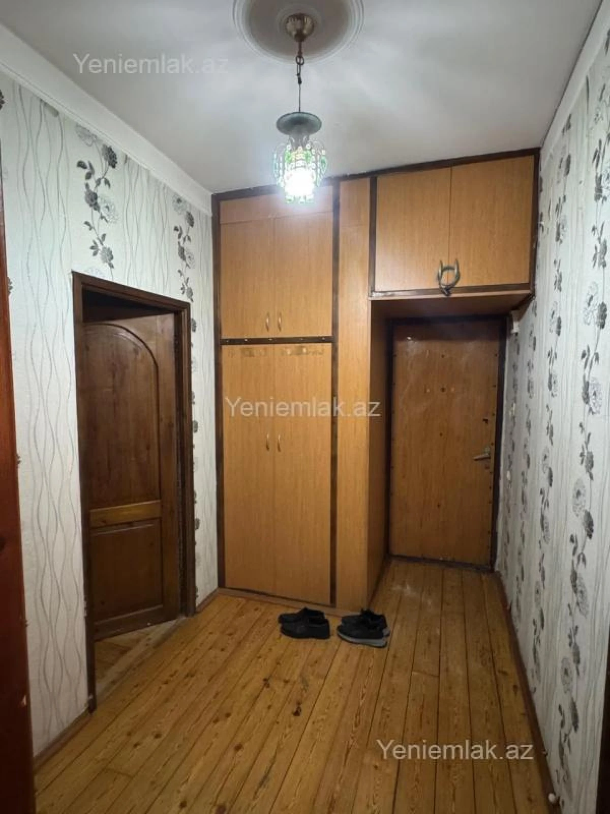 Satılır 3 otaqlı köhnə tikili 80 m²