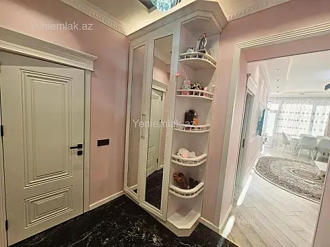 Satılır 2 otaqlı yeni tikili 76 m²