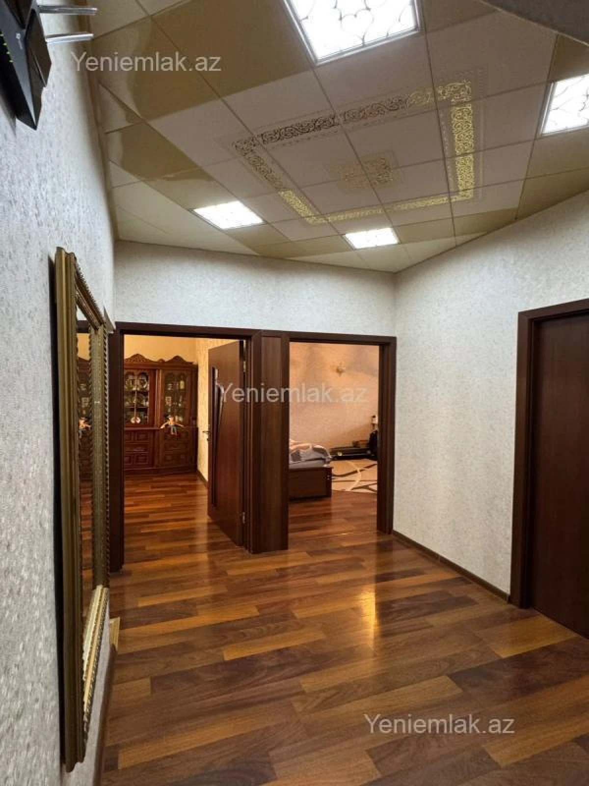 Satılır 3 otaqlı köhnə tikili 80 m²