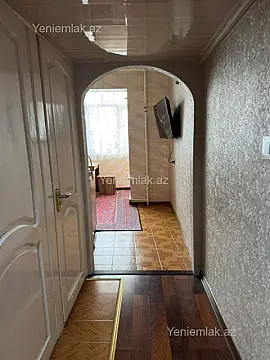 Satılır 3 otaqlı köhnə tikili 80 m²