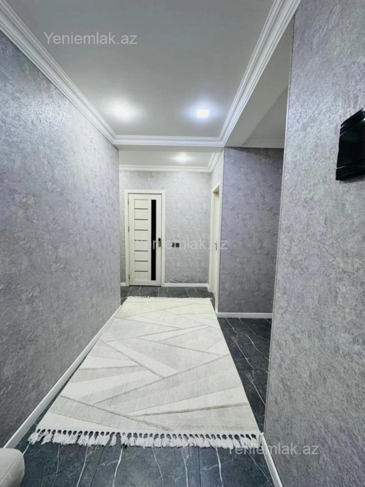 Satılır 2 otaqlı köhnə tikili 55 m²