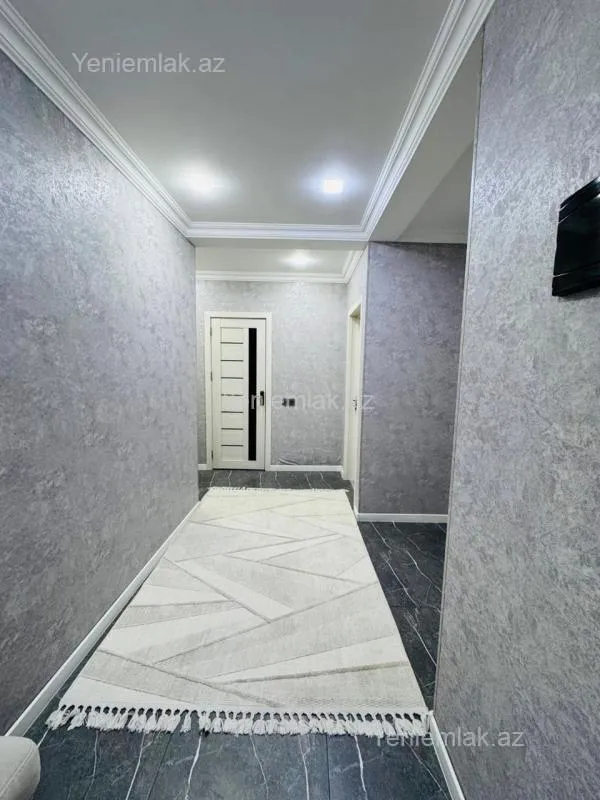 Satılır 2 otaqlı köhnə tikili 55 m²