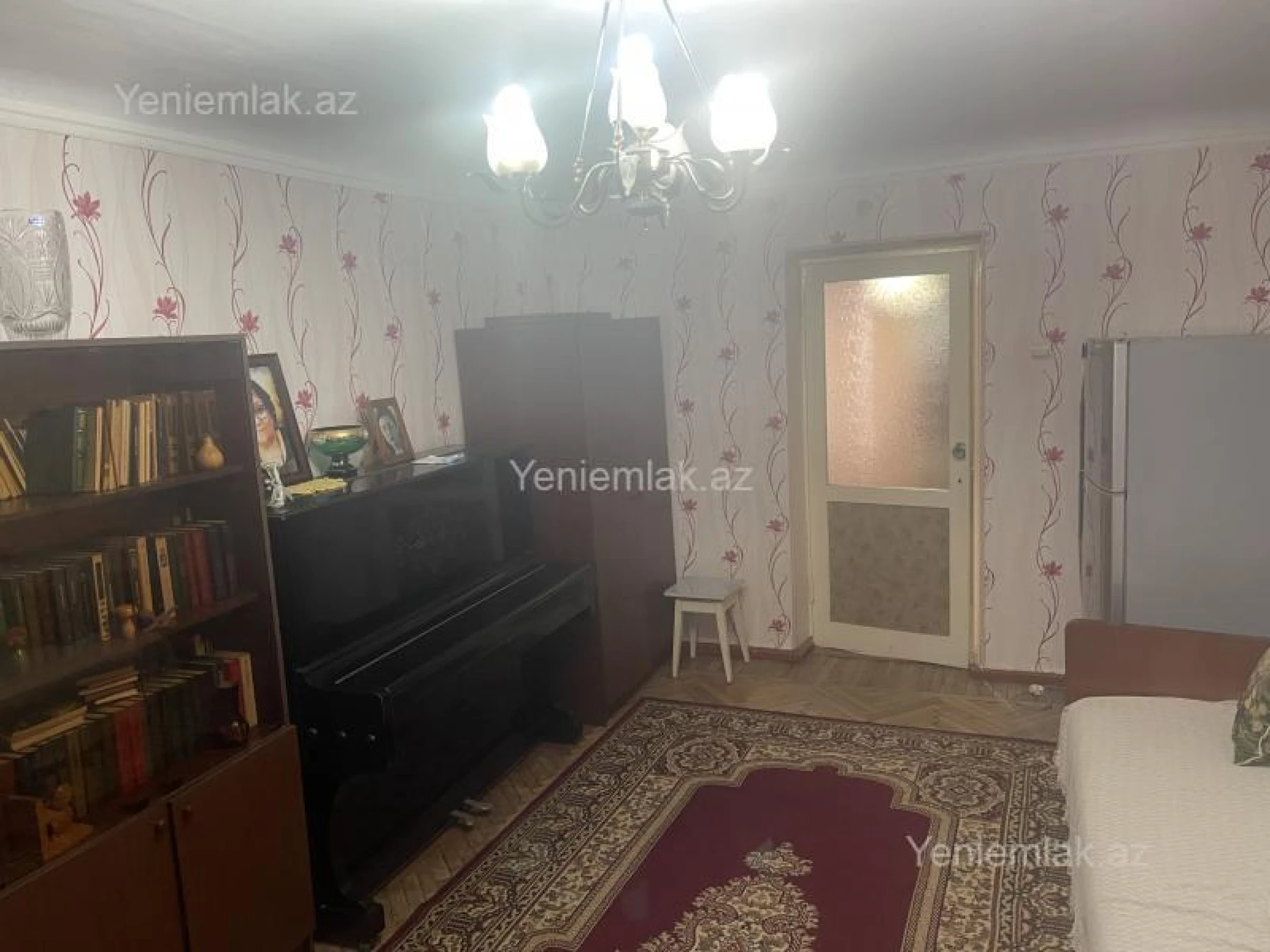 Satılır 3 otaqlı köhnə tikili 60 m²