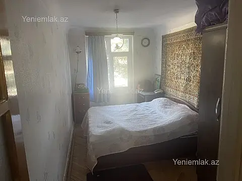 Satılır 3 otaqlı köhnə tikili 60 m²