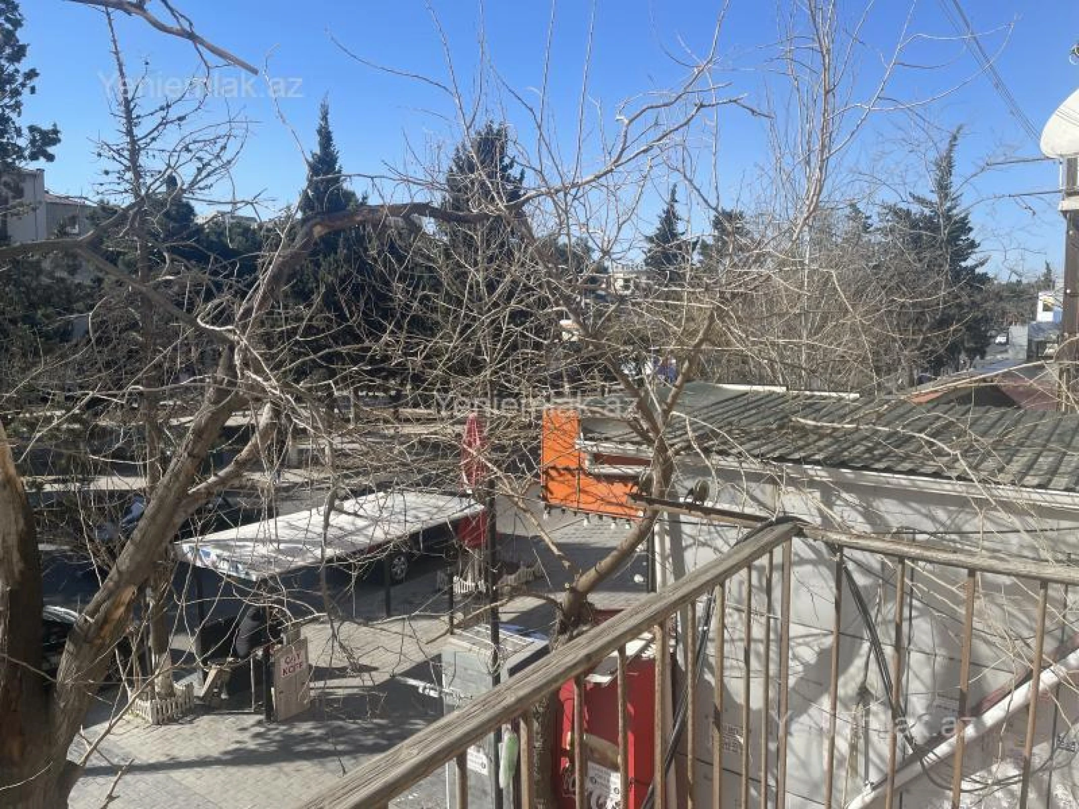 Satılır 3 otaqlı köhnə tikili 60 m²